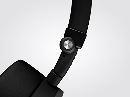 AKG N60NC 3D Faltbarer On Ear Kopfhörer mit Aktiver Geräuschunterdrückung, Flugadapter und Reiseetui  – Schwarz - 8
